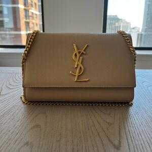 SAINT LAURENT
Grain De Poudre Small Monogram Kate Satchel Dark Beige